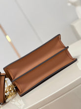 Load image into Gallery viewer, LB716 Dauphine MM / HIGHEST QUALITY VERSION / 9.8 x 6.7 x 4.1 inches
