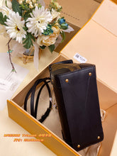 Load image into Gallery viewer, LB633 TRIANON/HIGHEST QUALITY VERSION 8.3x7.1x4.3inch
