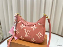 Load image into Gallery viewer, LB724 Bagatelle / 8.7 x 5.5 x 3.5 inches
