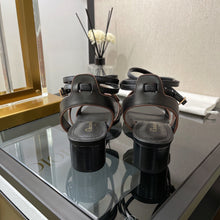 Load image into Gallery viewer, SE844 DR D-Club Sandals / Size4-11
