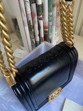 Load image into Gallery viewer, CC525 MINI Boy/HIGHEST QUALITY VERSION 7.1x5.1x2.6inch
