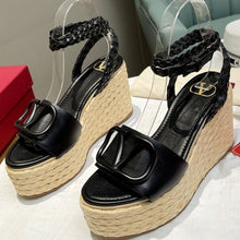 Load image into Gallery viewer, SE978 VLTN Sandals / Size5-11

