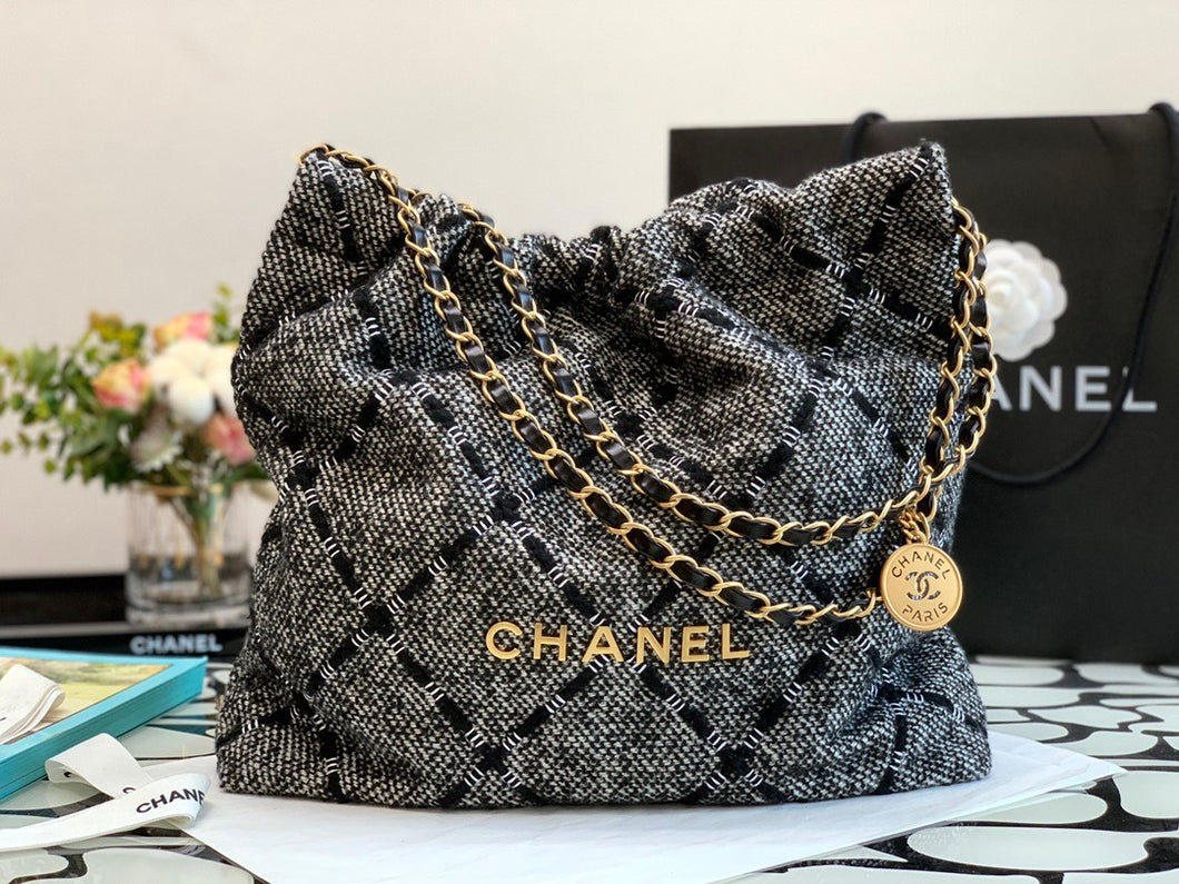 CC626 CC 22 Handbag NEW / HIGHEST QUALITY VERSION / Small Size