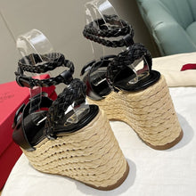 Load image into Gallery viewer, SE978 VLTN Sandals / Size5-11

