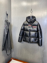 Load image into Gallery viewer, CLTH275 Light Nylon convertible down jacket for Men
