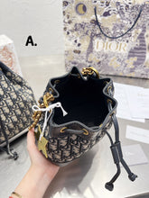 Load image into Gallery viewer, DR255 Hobo Bucket Bag
