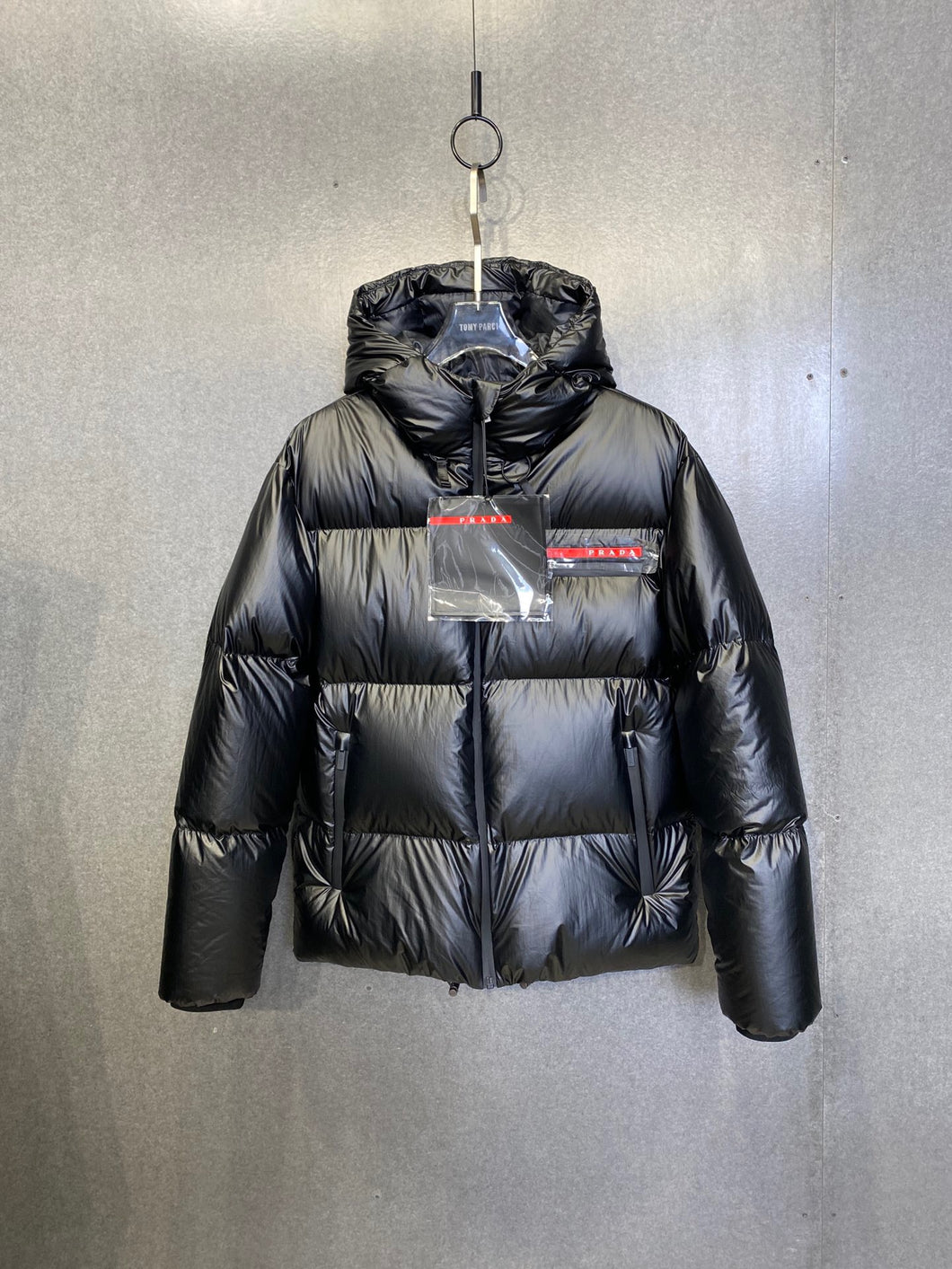 CLTH275 Light Nylon convertible down jacket for Men