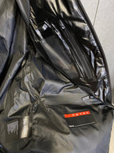 Load image into Gallery viewer, CLTH275 Light Nylon convertible down jacket for Men
