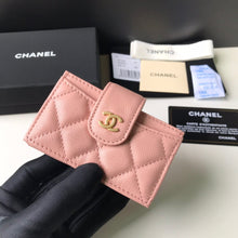 Load image into Gallery viewer, CC530 Card Holder / HIGHEST QUALITY VERSION / 4x2.4x0.8inch
