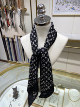 Load image into Gallery viewer, CLTH243 Scarves / 25x150cm(9.8x59inch)
