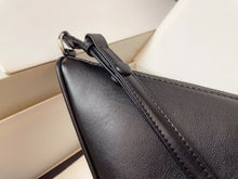 Load image into Gallery viewer, PD164 Triangle Leather Pouch / 10.2x6.3x2inch
