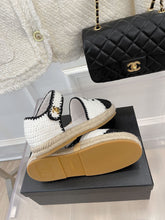 Load image into Gallery viewer, SE811 CC Flat / Size4-9
