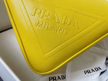 Load image into Gallery viewer, PD165 Triangle Leather Pouch / 10.2x6.3x2inch
