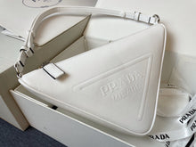 Load image into Gallery viewer, PD167 Triangle Leather Pouch / 10.2x6.3x2inch
