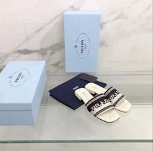 Load image into Gallery viewer, SE854 PD Slippers Size5-10
