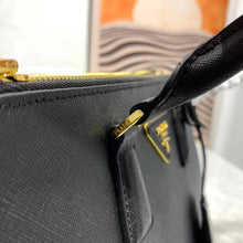 Load image into Gallery viewer, PD175 Galleria Saffiano leather medium bag/11x7.7x4.7inch
