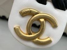 Load image into Gallery viewer, CC538 2022ss Shoulder Bag / HIGHEST QUALITY VERSION / SizeS/M
