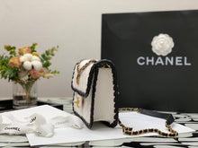 Load image into Gallery viewer, CC538 2022ss Shoulder Bag / HIGHEST QUALITY VERSION / SizeS/M
