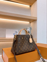 Load image into Gallery viewer, LB730 Montaigne BB / 11.4 x 7.9 x 5.1 inches
