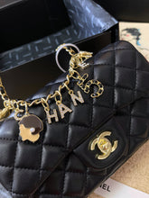 Load image into Gallery viewer, CC652 Small Classic Handbag / 8.6x5.7x2.4inch
