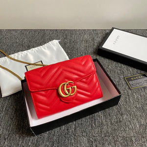 GC431 GG Marmont matelassé mini bag / 8"W x 5"H x 2.5"D