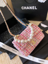 Load image into Gallery viewer, CC654 Small Pearl Handbag / 8.6x5.7x2.4inch
