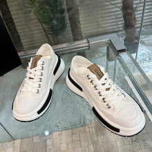 Load image into Gallery viewer, SE983 CC Sneakers / Sneaker Boots
