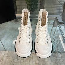 Load image into Gallery viewer, SE983 CC Sneakers / Sneaker Boots
