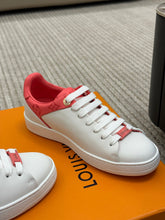 Load image into Gallery viewer, SE970 LB Frontrow Sneaker / Size4-11
