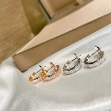 Load image into Gallery viewer, JW565 Serpenti Earrings
