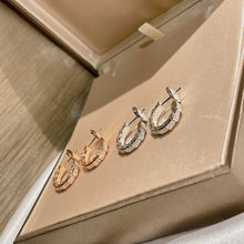 Load image into Gallery viewer, JW565 Serpenti Earrings
