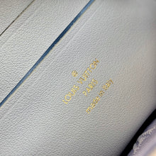 Load image into Gallery viewer, LB665 Wallet on Strap Bubblegram / HIGHEST QUALITY VERSION / 7.9 x 4.7 x 2.4 inches
