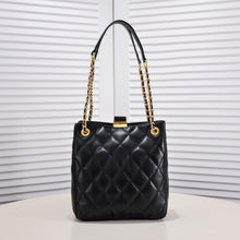 Load image into Gallery viewer, CC687 Hobo Bag / 9x9.4x3.5inch
