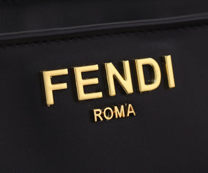 FF153 Fendi O’Lock Zipper / 13.8x5.5x9inch