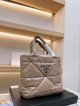 Load image into Gallery viewer, PD183 Padded Nappa Tote Bag / 13.7x13x4.4inch
