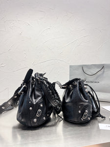 BCG037 Le Cagole Bucket Bag / SizeXS/S