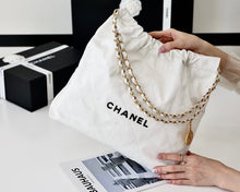 Load image into Gallery viewer, CC565 CC 22 Handbag / HIGHEST QUALITY VERSION / Small/Medium/Large
