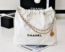 Load image into Gallery viewer, CC568 CC 22 Handbag / HIGHEST QUALITY VERSION / Small/Medium/Large
