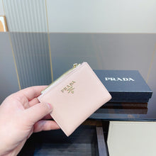 Load image into Gallery viewer, PD191 Small Leather Wallet / 4.3x3.5inch
