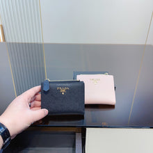 Load image into Gallery viewer, PD191 Small Leather Wallet / 4.3x3.5inch

