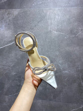 Load image into Gallery viewer, SE857 M&amp;M Double Bow Crysta Transparent Heels / Size4-11
