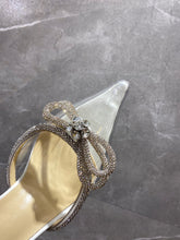 Load image into Gallery viewer, SE857 M&amp;M Double Bow Crysta Transparent Heels / Size4-11
