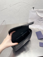 Load image into Gallery viewer, PD193 Diagramme Shsoulder Bag / 10.6x6.3inch
