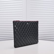 Load image into Gallery viewer, CC667 Small Pouch / 13.4x9.5inch
