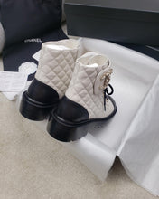 Load image into Gallery viewer, SE941  CC Short Boots / Size5-11
