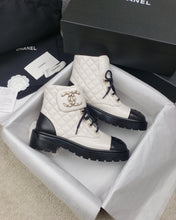 Load image into Gallery viewer, SE941  CC Short Boots / Size5-11
