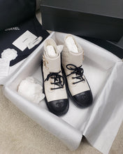 Load image into Gallery viewer, SE941  CC Short Boots / Size5-11
