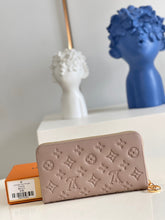 Load image into Gallery viewer, LB740 ZIPPY WALLET / HIGHEST QUALITY VERSION
