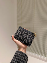 Load image into Gallery viewer, DR249 Card Holder
