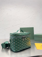 Load image into Gallery viewer, GY009 Muse Vanity Case / 6.3x5.5x7.9inch
